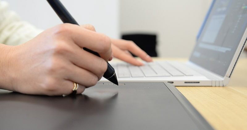 best graphic drawing tablets in india featured image swag swami article