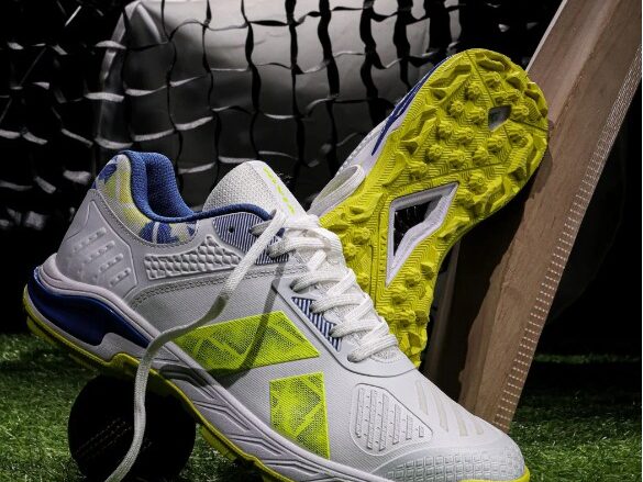 the best cricket shoes that you can buy online in india nivia crick 500 2.0 shoe